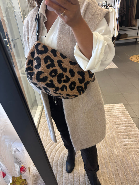 Sac banane en fausse fourrure léopard