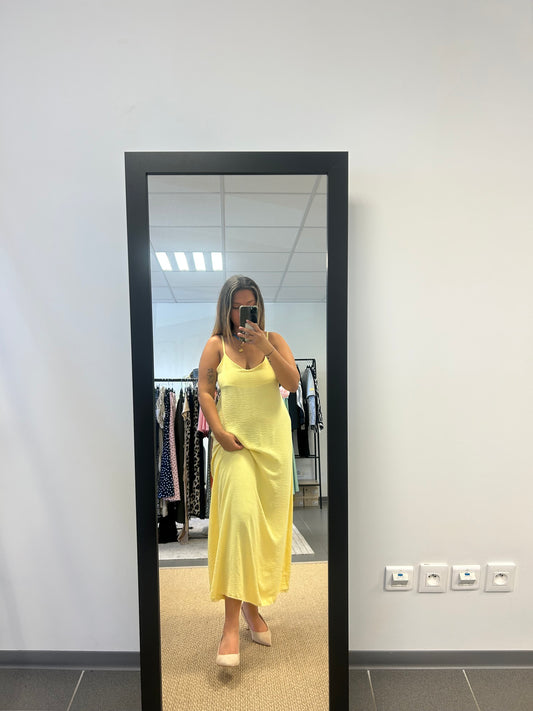 ✨ Robe longue jaune  dos bijou – Élégance intemporelle ✨