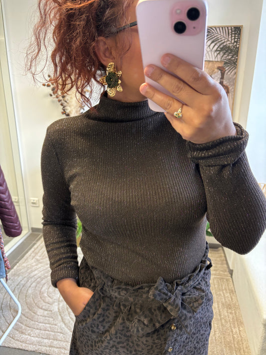 Haut col montant lurex chocolat – Chic & intemporel