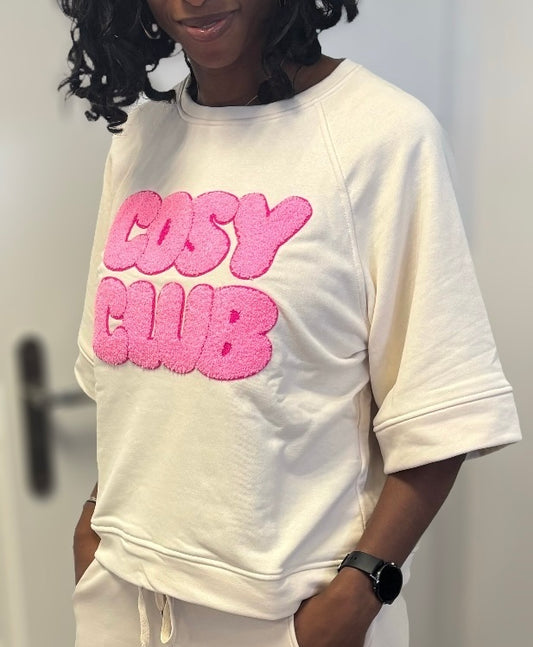 Sweat “Cosy Club beige ” – L’appel du confort stylé