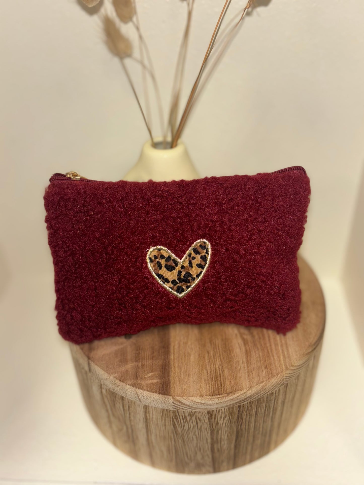 Pochette bordeaux cœur léopard ❤️