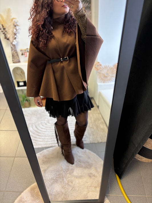 Cape marron ceinturée